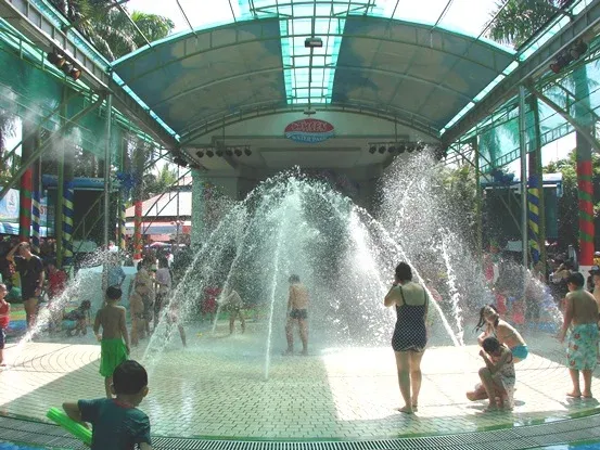 Sân Khấu Vòi Phun 6
